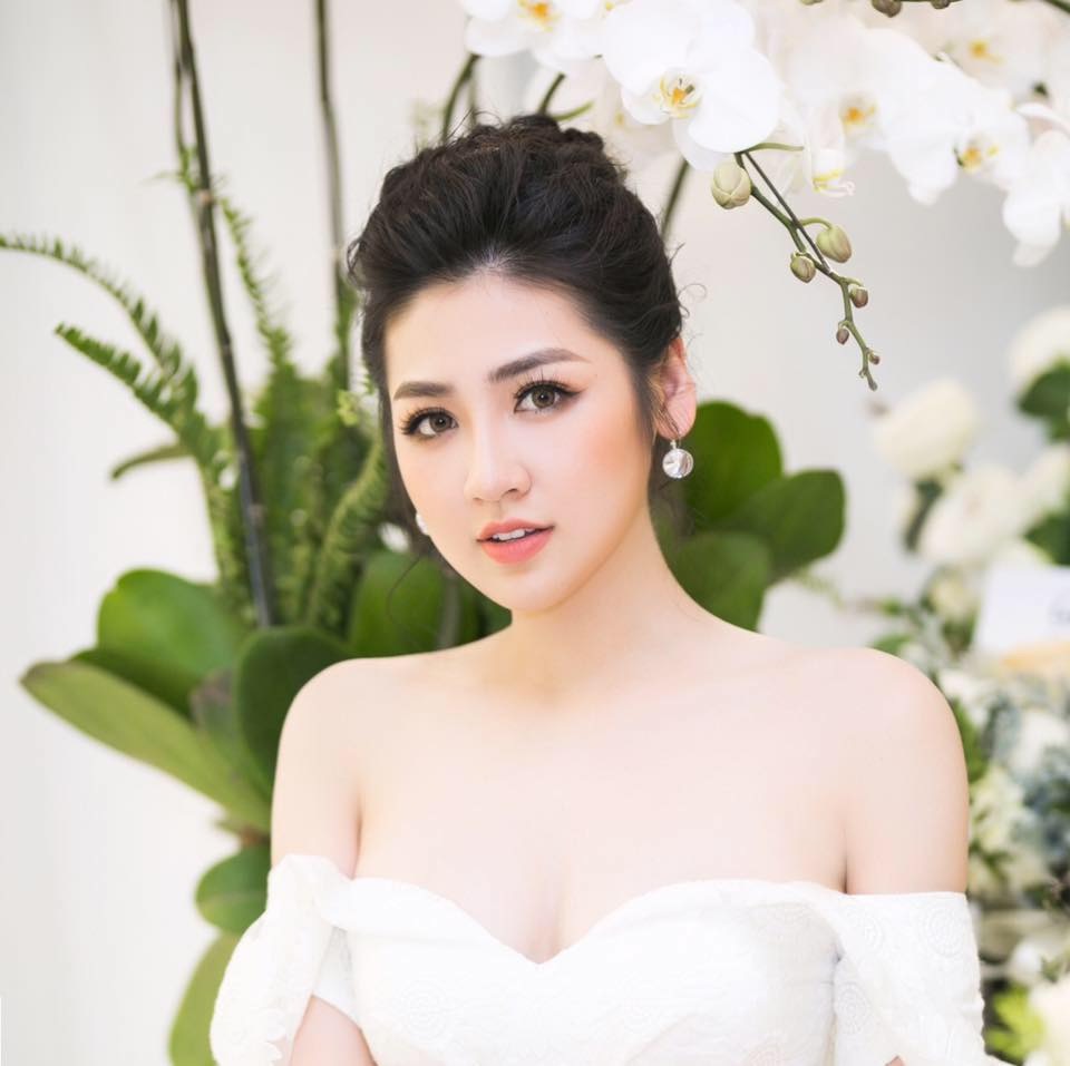 Phản hồi của Á Hậu Dương Tú Anh về Keto Slim Việt Nhật